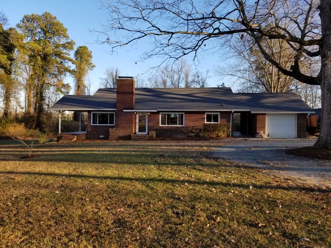 Home Exterior - 2227 Wildcat Creek Rd House Unit A