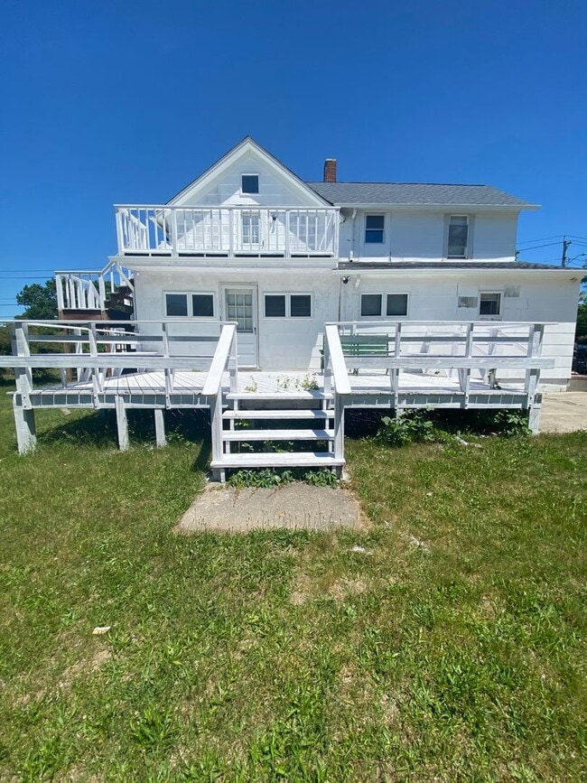 14 Fuoco Rd Unit B