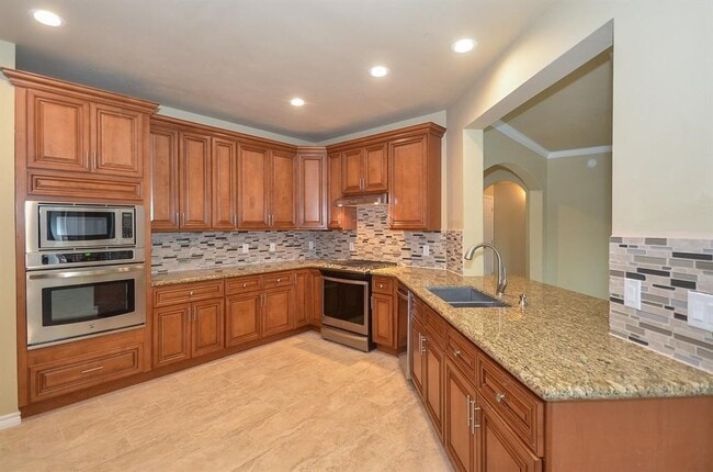 Building Photo - 5503 Langhorne Ct