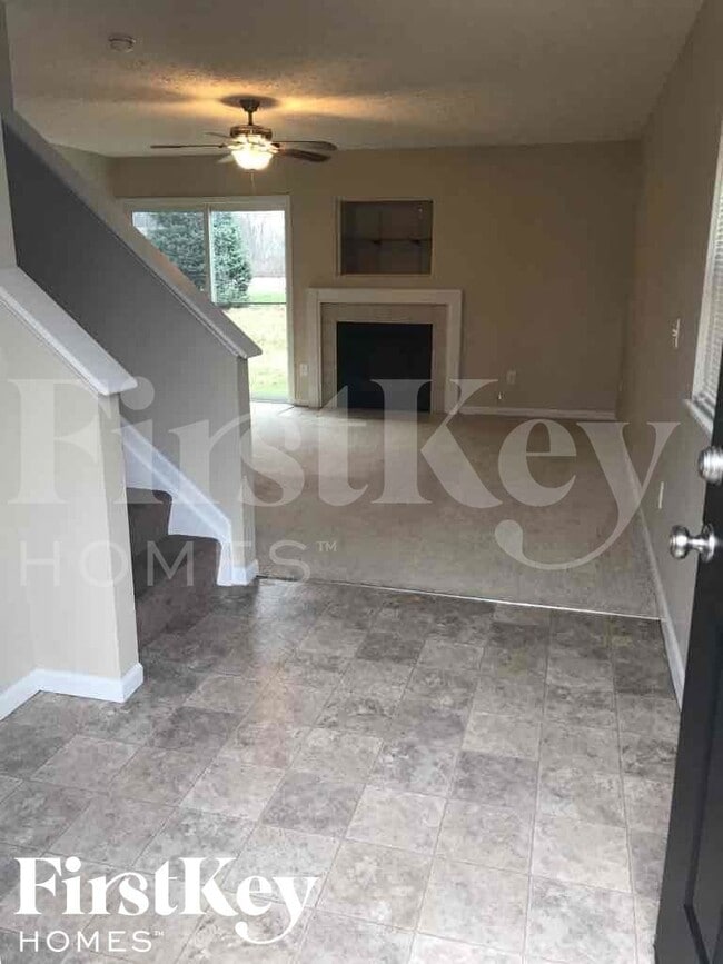 Photo - 2420 Ashpoint St