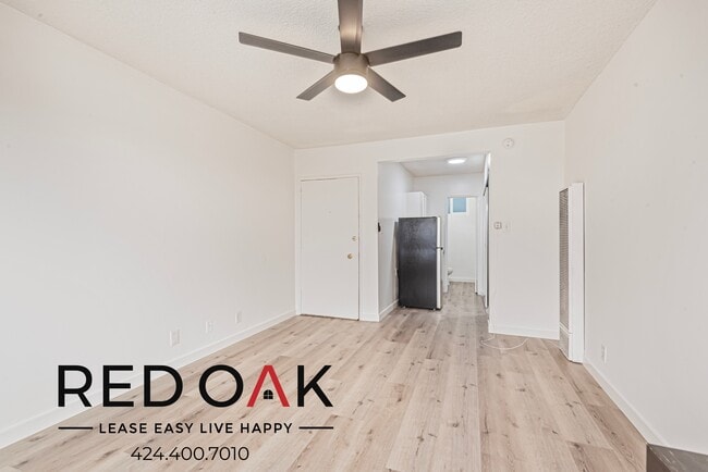 Photo - 4061 McLaughlin Ave Unidad 3