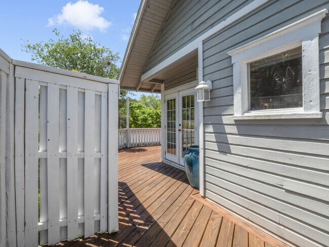 Photo - Charming 1/1 condo near Lake Virginia