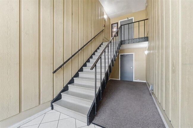 1695 Lee Rd Unit B204