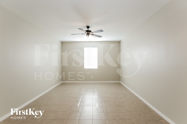 Photo - 30299 N Hummingbird Ln