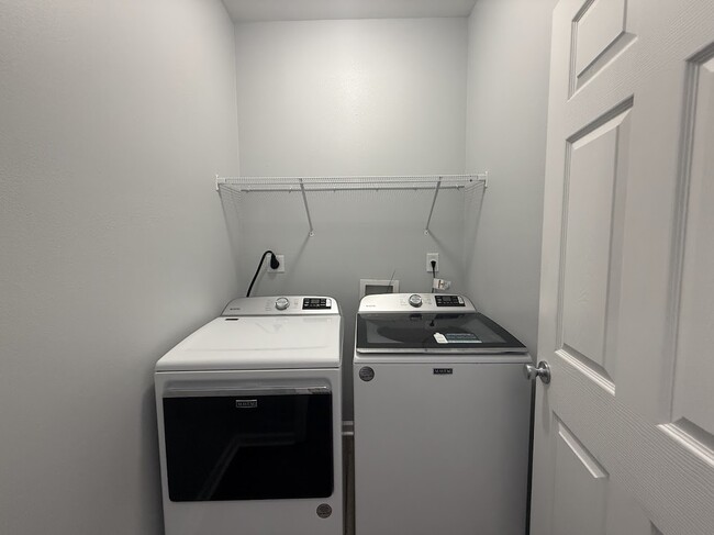 Photo - 1725 Holton St