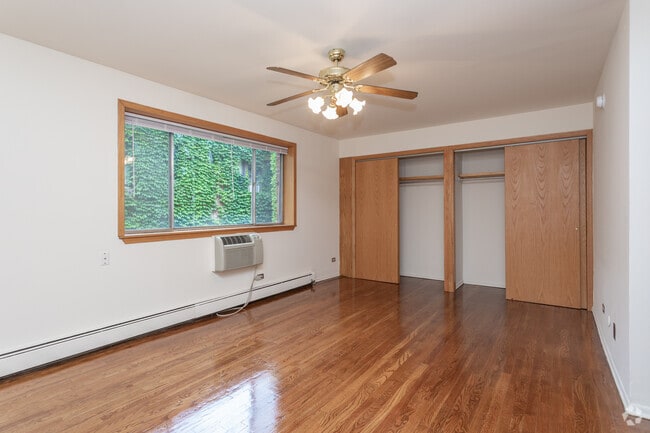 Photo - 531 W. Deming
