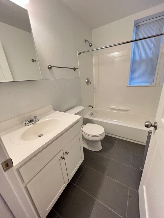 Photo - 123 Sutherland Rd