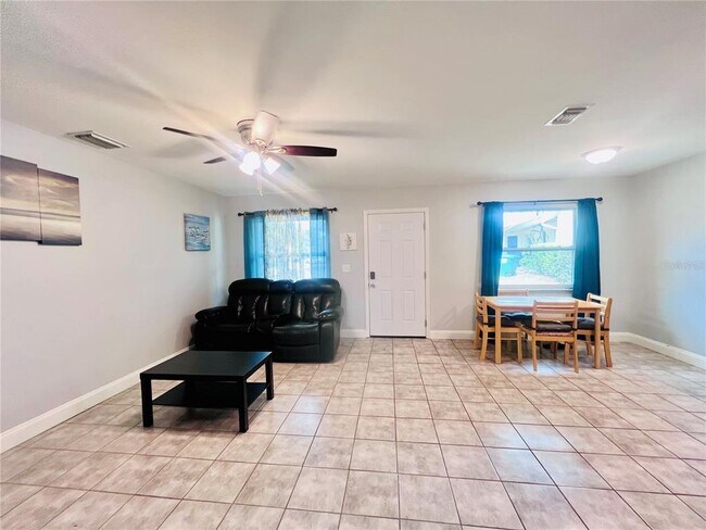 Photo - 5202 Laurel Pl