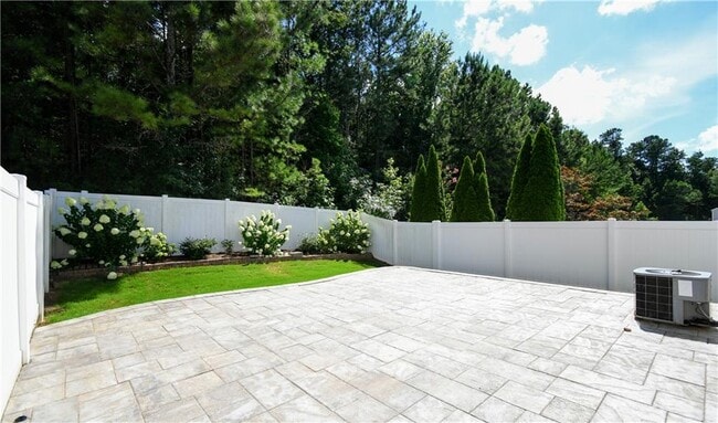 Photo - 6215 Smoke Ridge Ln