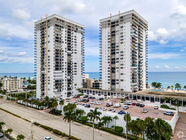 Photo - Quadomain Valencia Tower