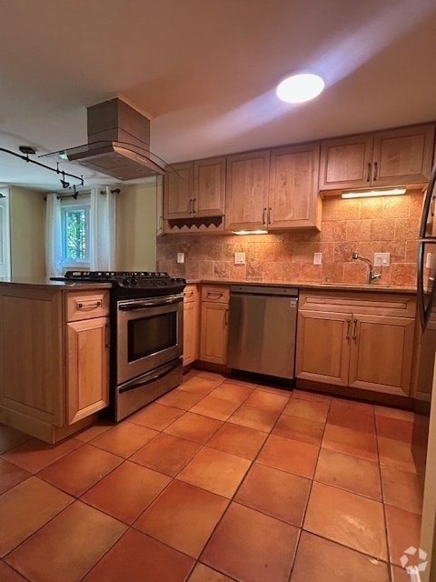 Building Photo - 4234 Bolton Valley Access Rd Unit 2H Rental