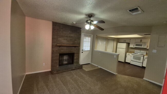 6314 Cambridge Dr