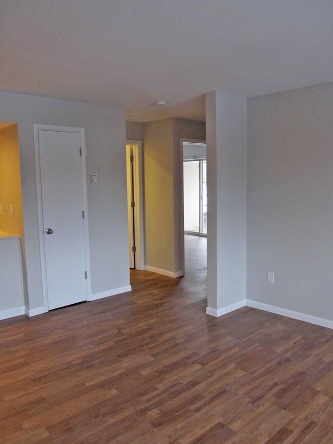 Photo - 722 W Kilgore Rd Unit 303