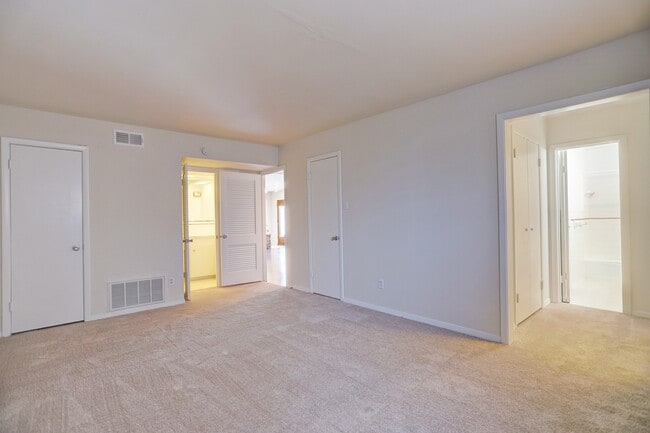 Photo - 3703 Roseland St Unit 1