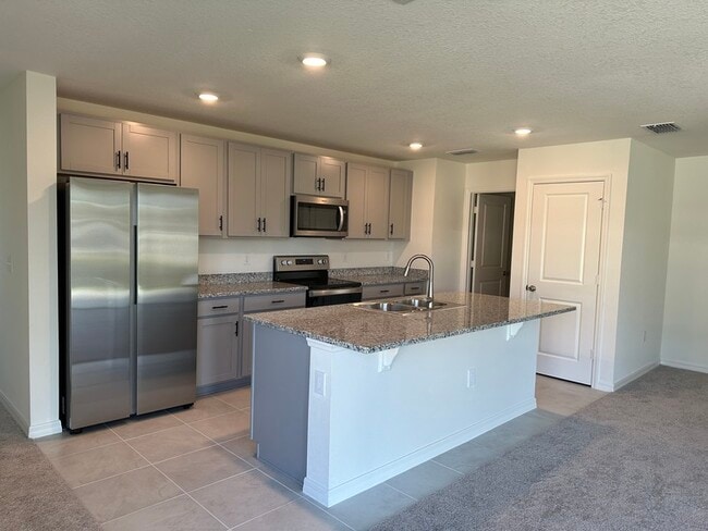 Photo - 1195 Papaya Cir.