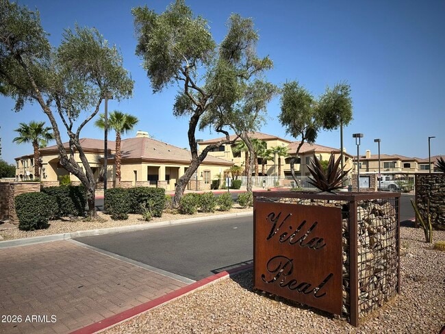 Building Photo - 2134 E Broadway Rd