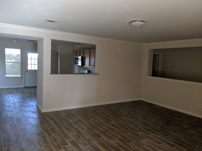 Photo - 2027 James Madison Dr