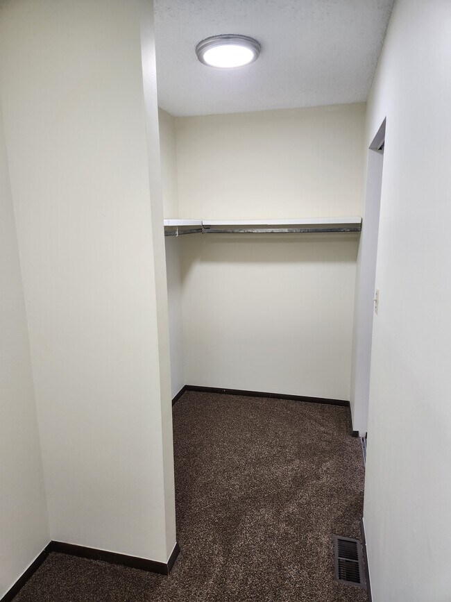 Spacious Bedroom Walk-In Closet - Haymeadow Apartments