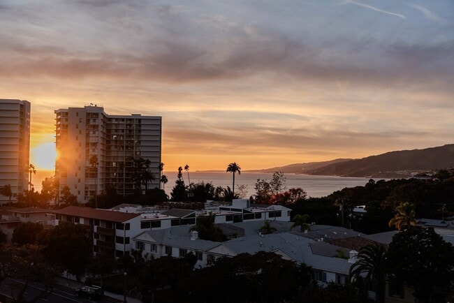 Photo - San Vicente Tower