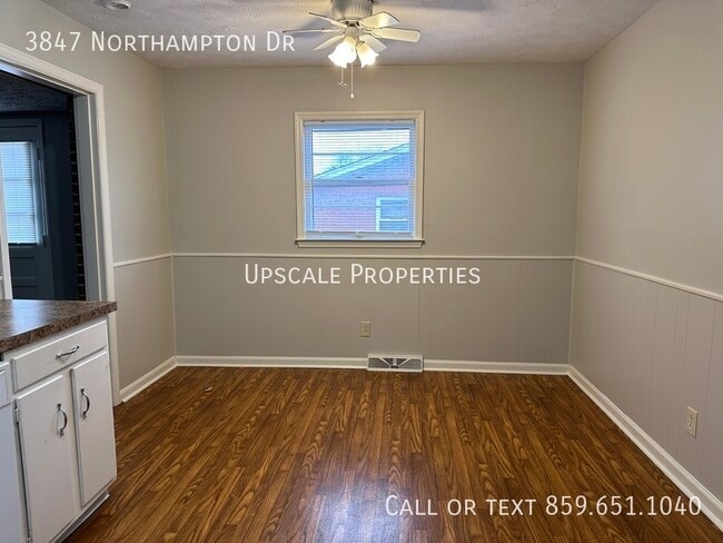 Photo - 3847 Northampton Dr