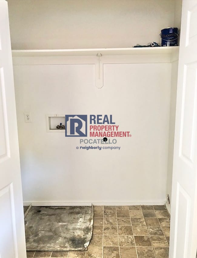 Photo - 1120 E Poplar St Unidad #2