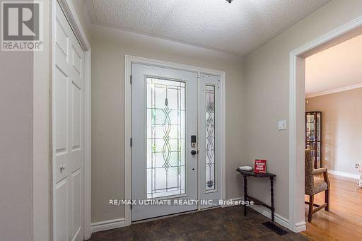 Photo - 34 Briarwood Crescent