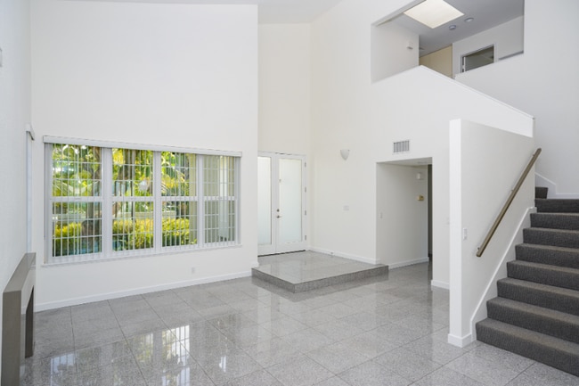 Photo - 4661 Pannonia Rd