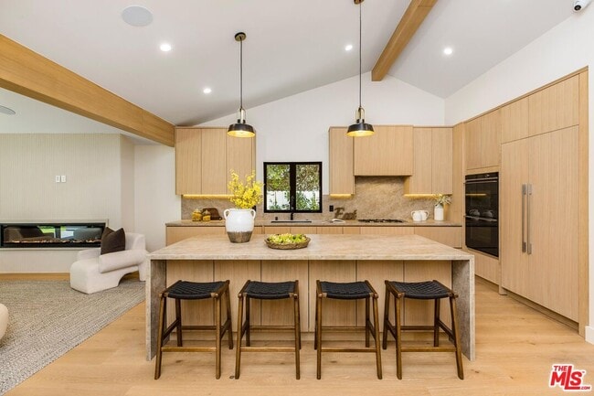 Photo - 5305 Allott Ave