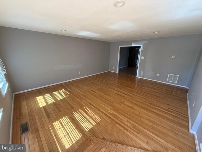 Photo - 2430 Windbreak Dr