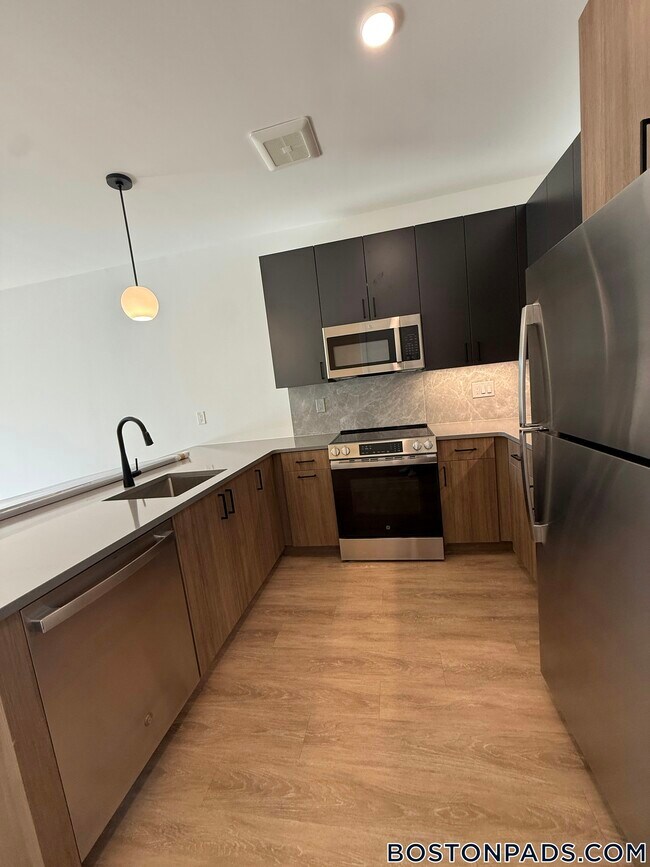 Photo - 199 Gardner St Unit 215