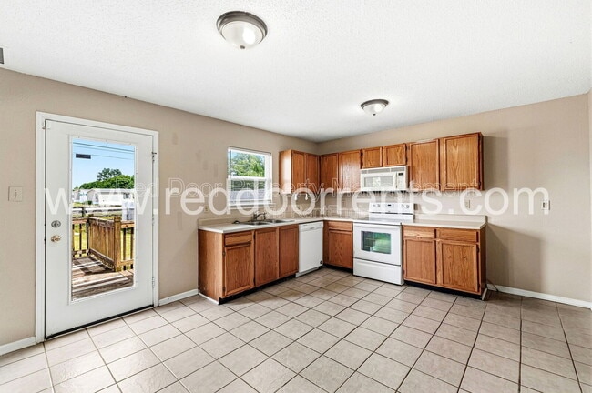 Photo - 76 Snowflake Cir