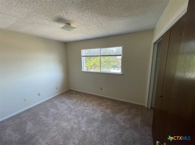 Photo - 209 Oak Trail Dr Unit D