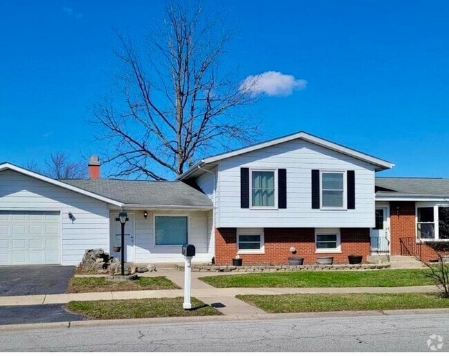 Building Photo - 31 Monticello Dr Rental