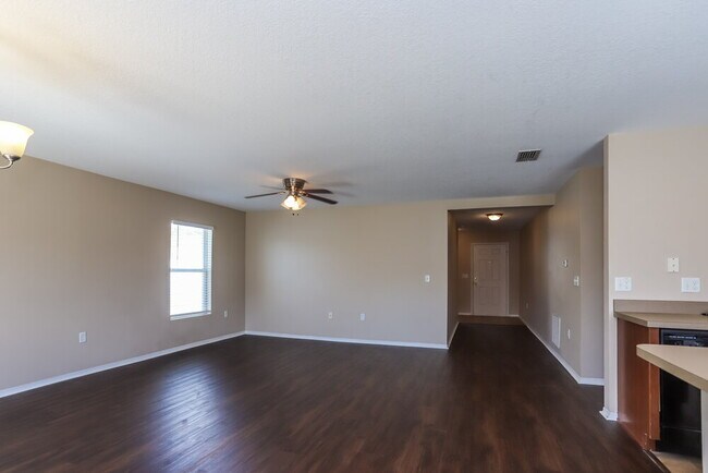 11214 Running Pine Dr
