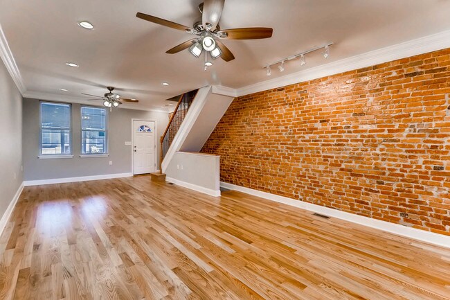 Photo - 408 Bonsal St