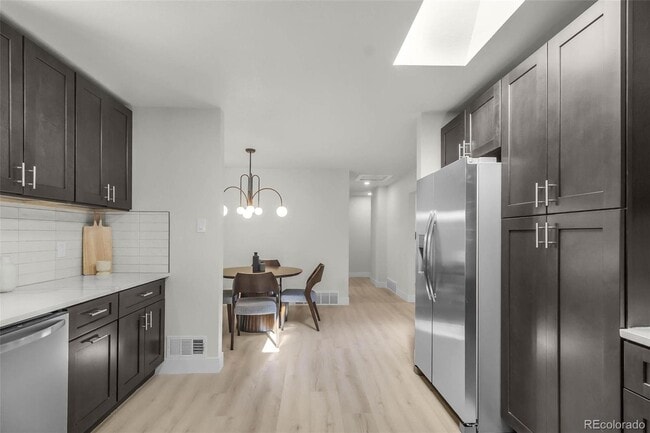 1115 S Harlan St