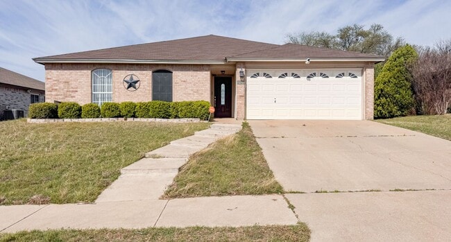 Building Photo - Move-In Special!  $$ Rental