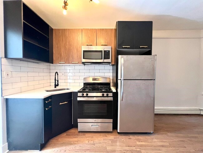 Photo - 484 Mercer St Condo Unit 3R