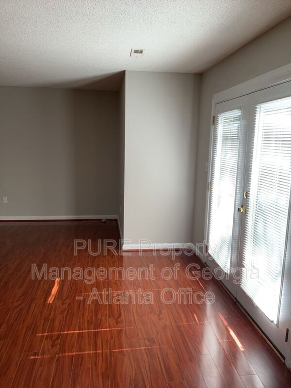 Photo - 1916 Cheatham Woods Dr SW