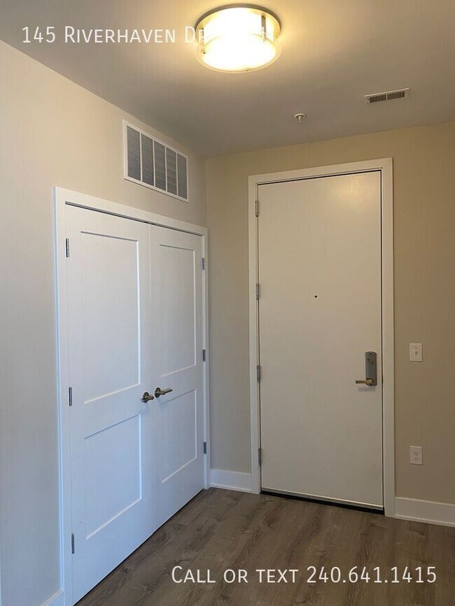 Photo - 145 Riverhaven Dr