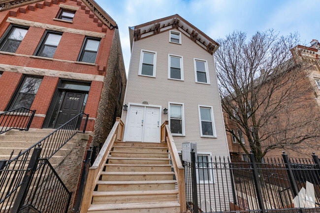 Building Photo - 1426 N Greenview Ave Unit 3