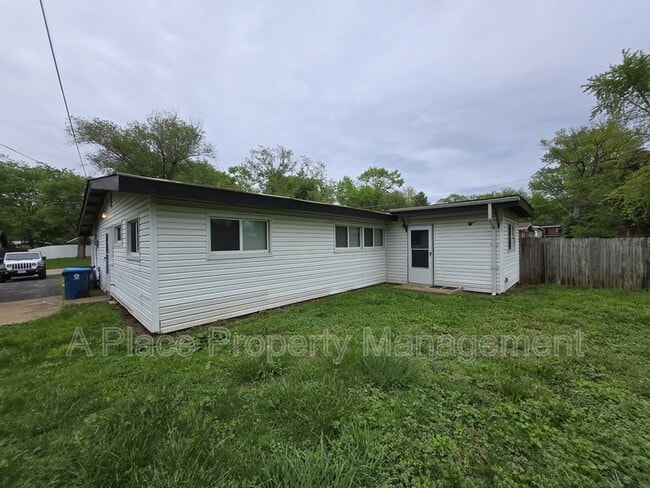 Photo - 8322 Woodhurst Dr