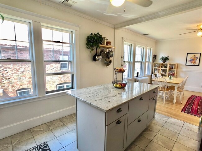 Photo - 32 Lakeville Rd Unit 2