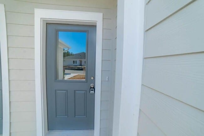 Photo - 131 Lower Creek Dr