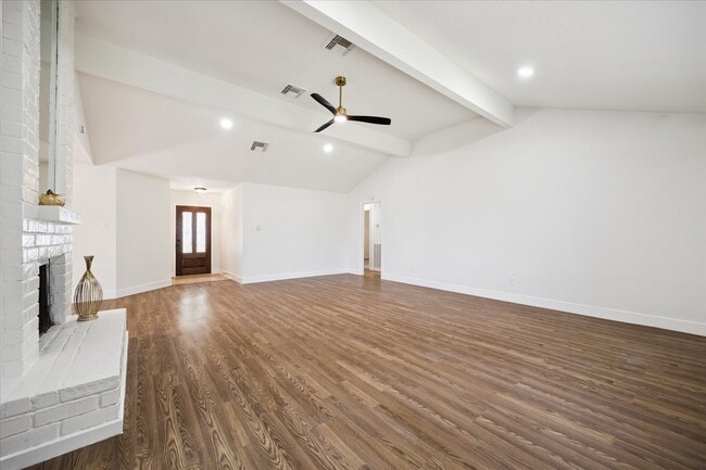 Building Photo - 8302 Bee Meadow Ln