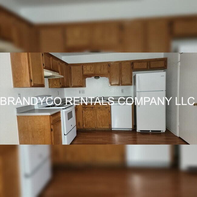 Photo - 901 Clairidge Ave