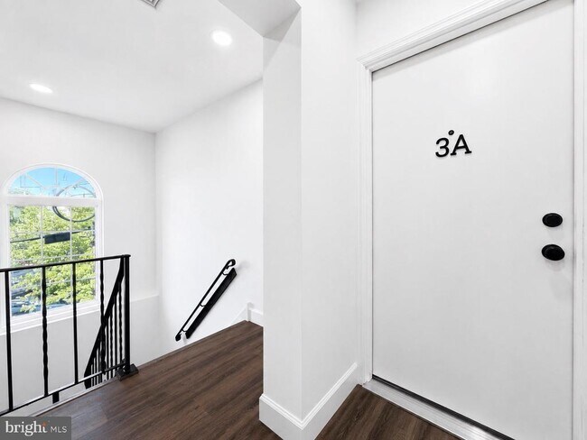 21 W Front St Unit 3A