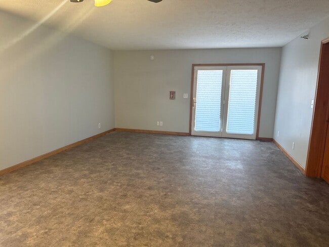 Photo - Newly renovated west side duplex with full basement!