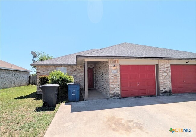 Building Photo - 1070 Misty Acres Dr Rental