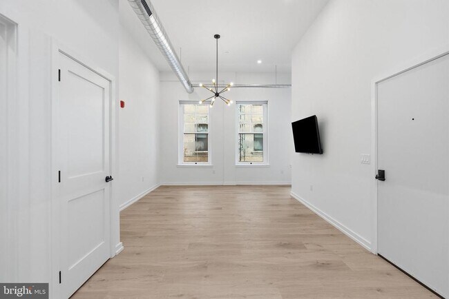 Photo - 1232 Chancellor St Unidad 4C